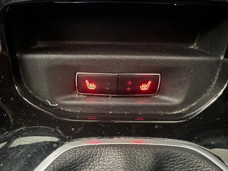 Ford Fiesta 1.0T EcoBoost Titanium Euro 5 (s/s) 3dr 24