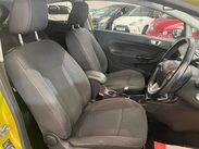 Ford Fiesta 1.0T EcoBoost Titanium Euro 5 (s/s) 3dr 11