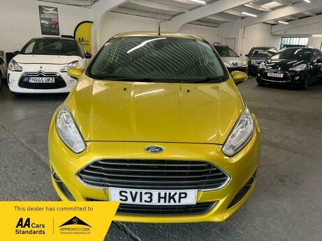 Ford Fiesta 1.0T EcoBoost Titanium Euro 5 (s/s) 3dr 1