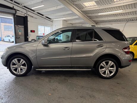 Mercedes-Benz M Class 3.0 ML350 CDI V6 BlueEfficiency Sport G-Tronic 4WD Euro 5 5dr 4