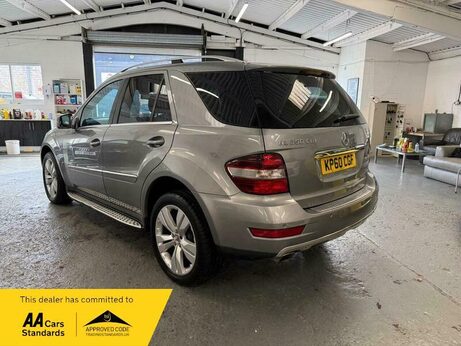 Mercedes-Benz M Class 3.0 ML350 CDI V6 BlueEfficiency Sport G-Tronic 4WD Euro 5 5dr 3