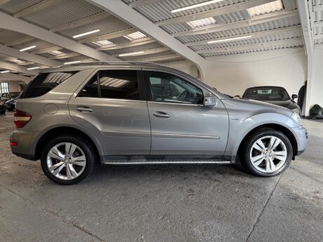 Mercedes-Benz M Class 3.0 ML350 CDI V6 BlueEfficiency Sport G-Tronic 4WD Euro 5 5dr 7