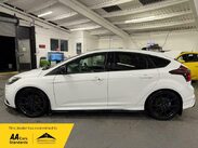Ford Focus 2.0T EcoBoost ST-3 Euro 5 (s/s) 5dr 4