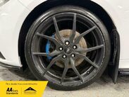 Ford Focus 2.0T EcoBoost ST-3 Euro 5 (s/s) 5dr 23