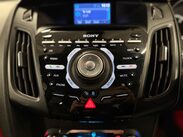 Ford Focus 2.0T EcoBoost ST-3 Euro 5 (s/s) 5dr 25