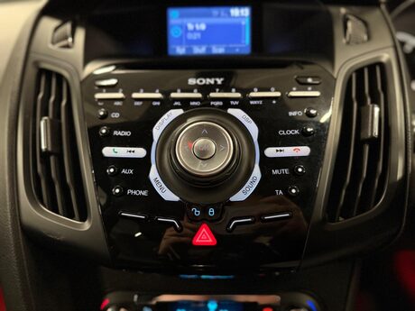 Ford Focus 2.0T EcoBoost ST-3 Euro 5 (s/s) 5dr 25