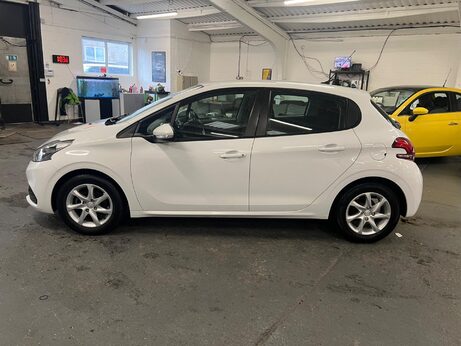 Peugeot 208 1.2 PureTech Active Euro 6 5dr 4