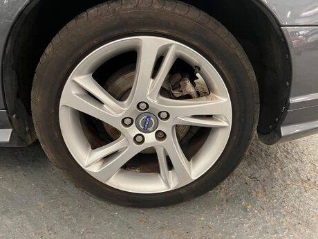 Volvo S40 1.6 D2 R-Design Euro 5 4dr 25