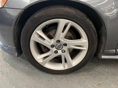 Volvo S40 1.6 D2 R-Design Euro 5 4dr 24