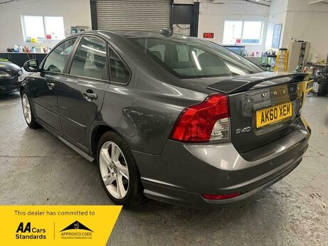 Volvo S40 1.6 D2 R-Design Euro 5 4dr 3