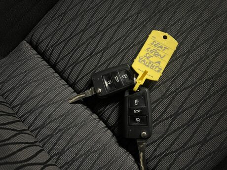 SEAT Leon 1.6 TDI CR SE DSG Euro 5 (s/s) 5dr 18