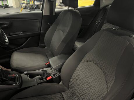 SEAT Leon 1.6 TDI CR SE DSG Euro 5 (s/s) 5dr 32