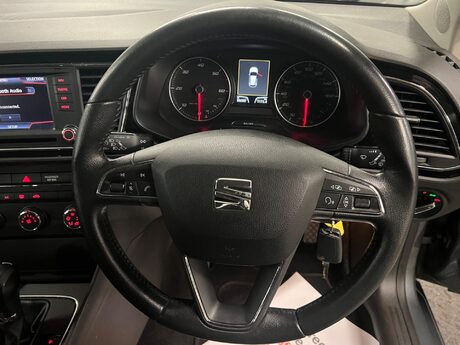 SEAT Leon 1.6 TDI CR SE DSG Euro 5 (s/s) 5dr 31