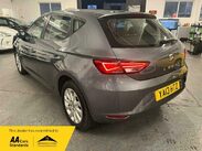 SEAT Leon 1.6 TDI CR SE DSG Euro 5 (s/s) 5dr 4