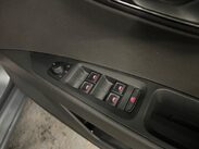 SEAT Leon 1.6 TDI CR SE DSG Euro 5 (s/s) 5dr 20