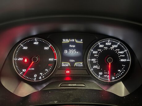 SEAT Leon 1.6 TDI CR SE DSG Euro 5 (s/s) 5dr 28