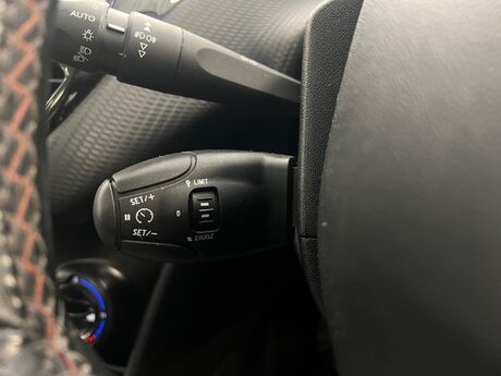 Peugeot 208 1.2 PureTech Roland Garros Euro 6 (s/s) 5dr 16