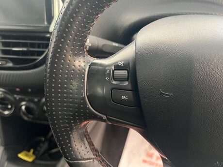 Peugeot 208 1.2 PureTech Roland Garros Euro 6 (s/s) 5dr 13