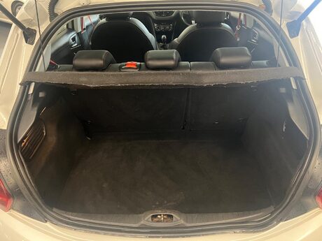 Peugeot 208 1.2 PureTech Roland Garros Euro 6 (s/s) 5dr 29