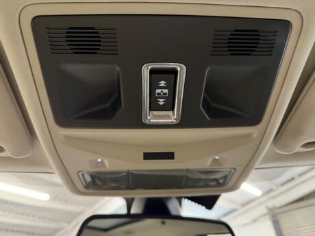 Land Rover Range Rover Evoque 2.2 SD4 Prestige Auto 4WD Euro 5 5dr 36