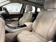 Land Rover Range Rover Evoque 2.2 SD4 Prestige Auto 4WD Euro 5 5dr 32