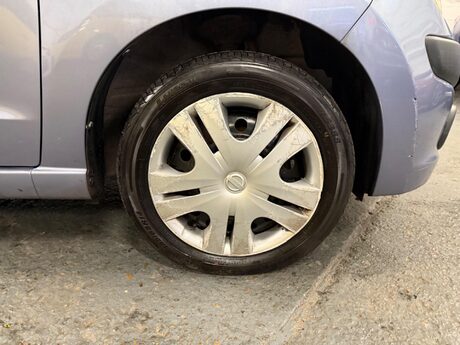 Nissan Pixo 1.0 n-tec Euro 5 5dr 3