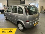 Vauxhall Meriva 1.6i 16v Club Easytronic 5dr 4