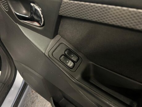 Vauxhall Meriva 1.6i 16v Club Easytronic 5dr 19