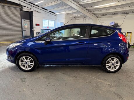Ford Fiesta 1.0T EcoBoost Zetec Euro 6 (s/s) 3dr 5
