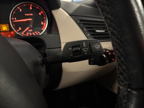 BMW X1 2.0 20d SE Steptronic xDrive Euro 5 5dr 36