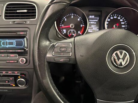 Volkswagen Golf 1.6 TDI BlueMotion Tech SE Cabriolet Euro 5 (s/s) 2dr 18