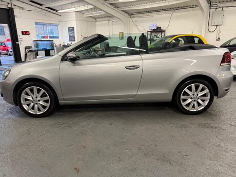 Volkswagen Golf 1.6 TDI BlueMotion Tech SE Cabriolet Euro 5 (s/s) 2dr 6