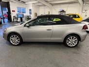 Volkswagen Golf 1.6 TDI BlueMotion Tech SE Cabriolet Euro 5 (s/s) 2dr 7