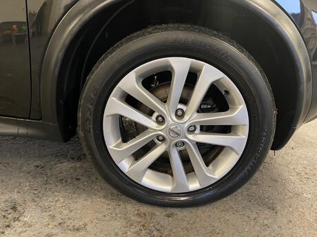 Nissan Juke 1.6 Acenta CVT Euro 5 5dr 19