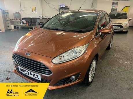 Ford Fiesta 1.0T EcoBoost Titanium Euro 5 (s/s) 5dr 3