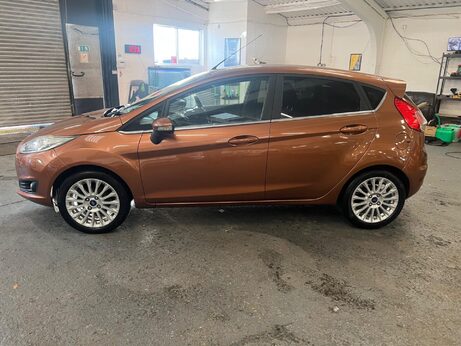 Ford Fiesta 1.0T EcoBoost Titanium Euro 5 (s/s) 5dr 4