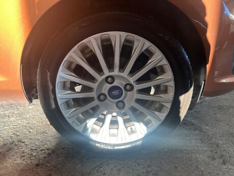Ford Fiesta 1.0T EcoBoost Titanium Euro 5 (s/s) 5dr 21