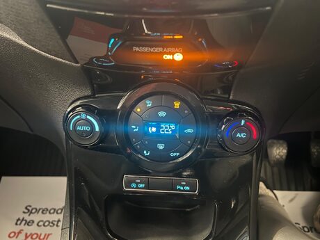 Ford Fiesta 1.0T EcoBoost Titanium Euro 5 (s/s) 5dr 34