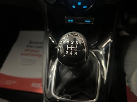 Ford Fiesta 1.0T EcoBoost Titanium Euro 5 (s/s) 5dr 10