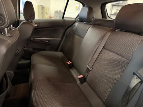 Vauxhall Astra 1.8i 16v Design 5dr 11