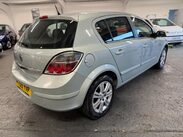 Vauxhall Astra 1.8i 16v Design 5dr 8