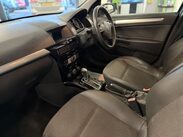 Vauxhall Astra 1.8i 16v Design 5dr 30