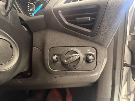 Ford C-Max 1.0T EcoBoost Titanium X Euro 6 (s/s) 5dr (Nav) 17