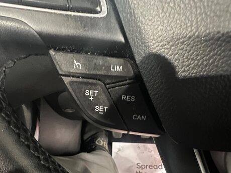 Ford Focus 1.0T EcoBoost Titanium Euro 6 (s/s) 5dr 16