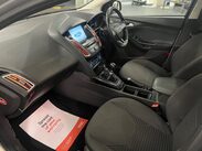 Ford Focus 1.0T EcoBoost Titanium Euro 6 (s/s) 5dr 35