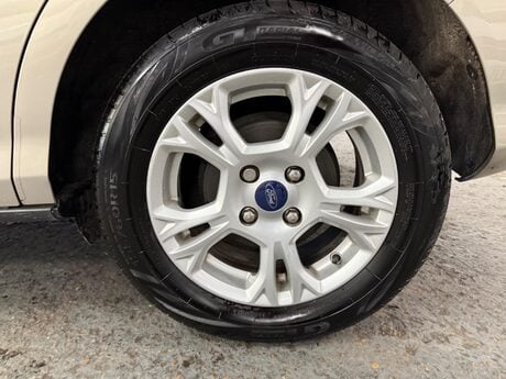 Ford B-Max 1.0T EcoBoost Zetec Euro 5 5dr 25