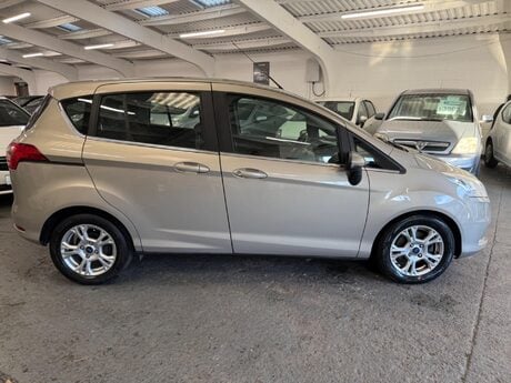 Ford B-Max 1.0T EcoBoost Zetec Euro 5 5dr 8
