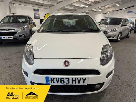 Fiat Punto 1.2 Easy Manual Euro 5 5dr 1