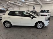 Fiat Punto 1.2 Easy Manual Euro 5 5dr 7