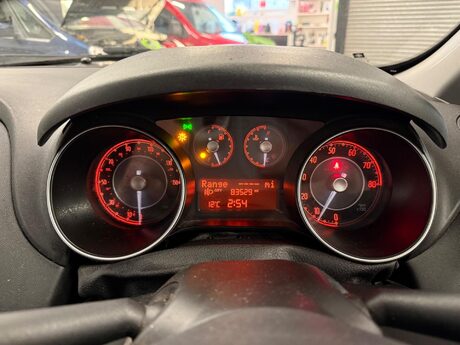 Fiat Punto 1.2 Easy Manual Euro 5 5dr 25